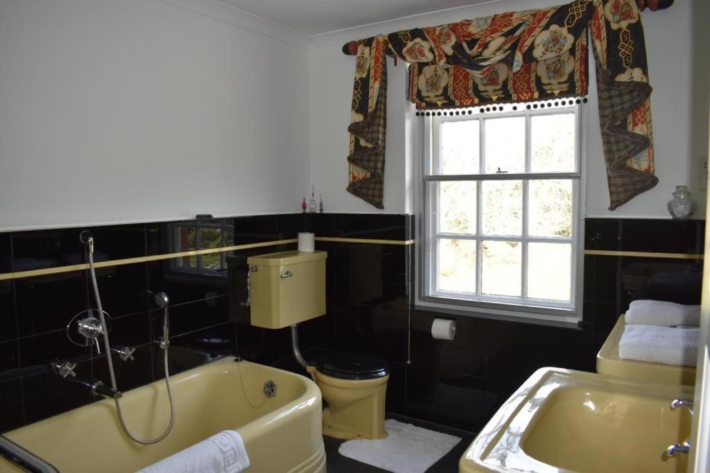Holmbush House Guest House Hellingly Ngoại thất bức ảnh