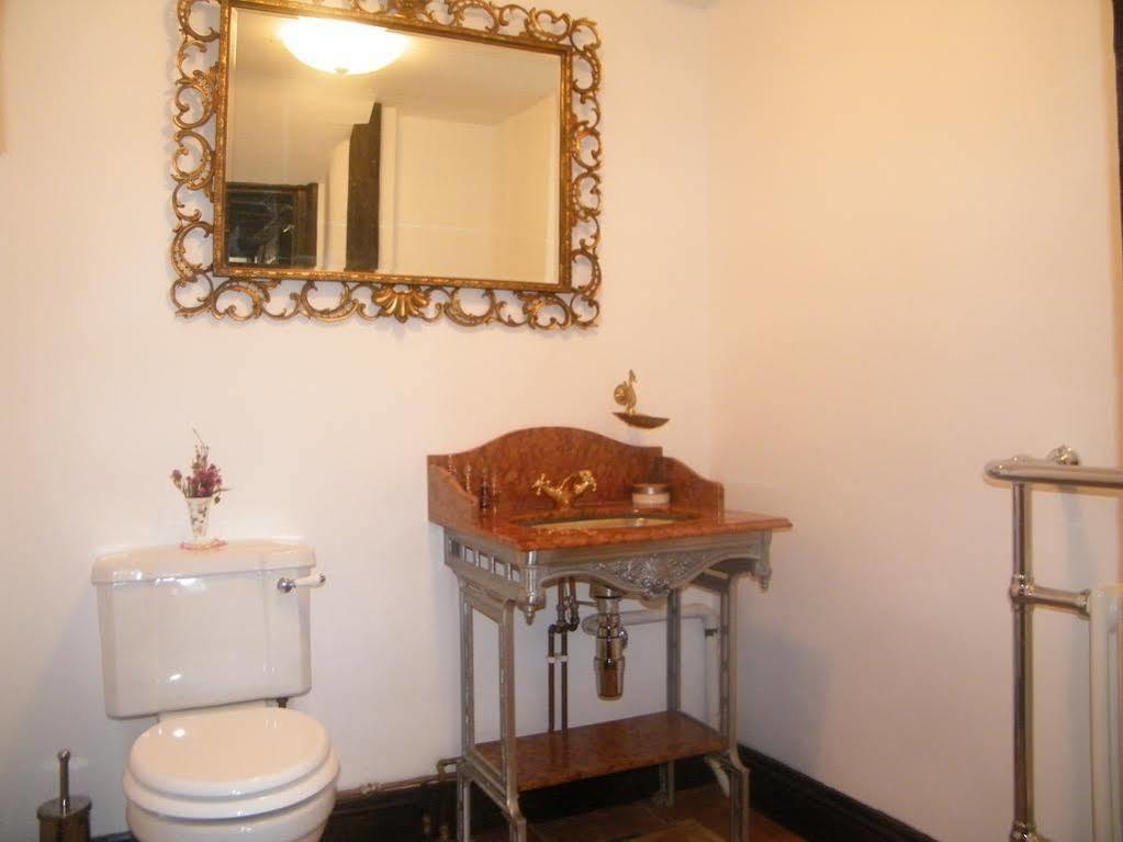 Holmbush House Guest House Hellingly Ngoại thất bức ảnh